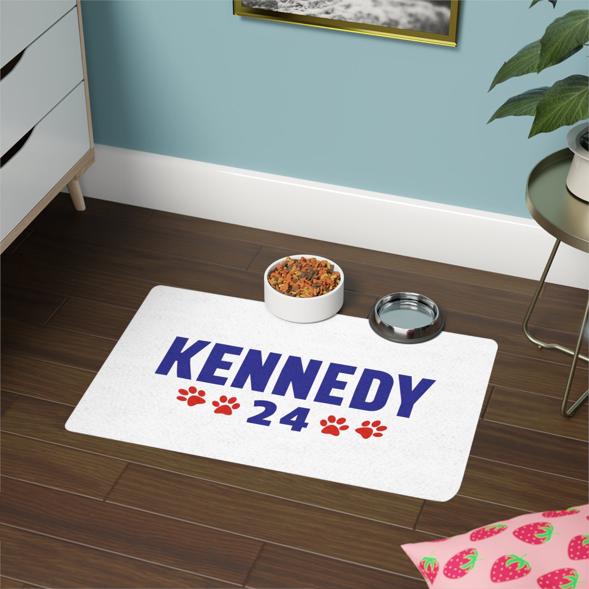 Kennedy Classic II Pet Feeding Mat - TEAM KENNEDY. All rights reserved